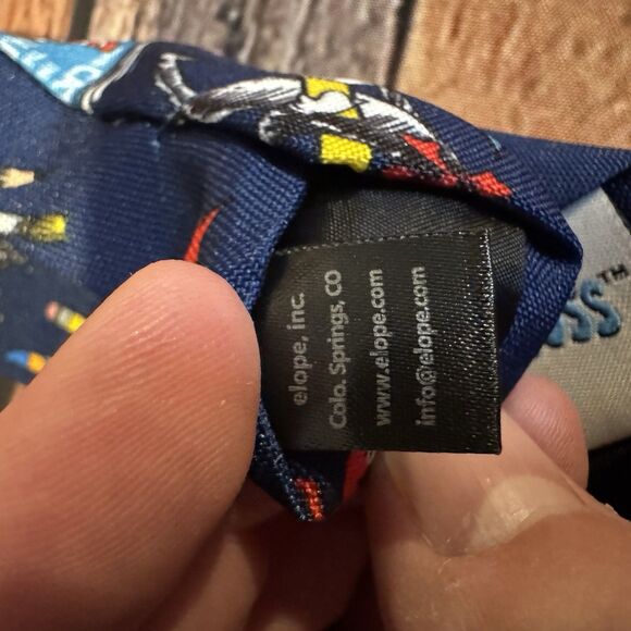 Dr Seuss The Cat in the Hat Necktie Novelty Tie Book Teacher Read Across America - Picture 4 of 6